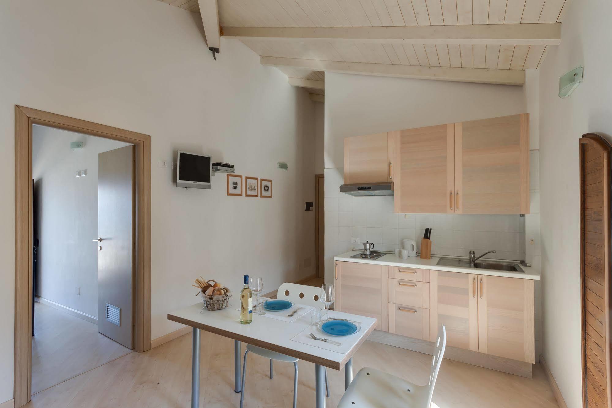 Appartamento La Vecchia Scuola Cavo Esterno foto
